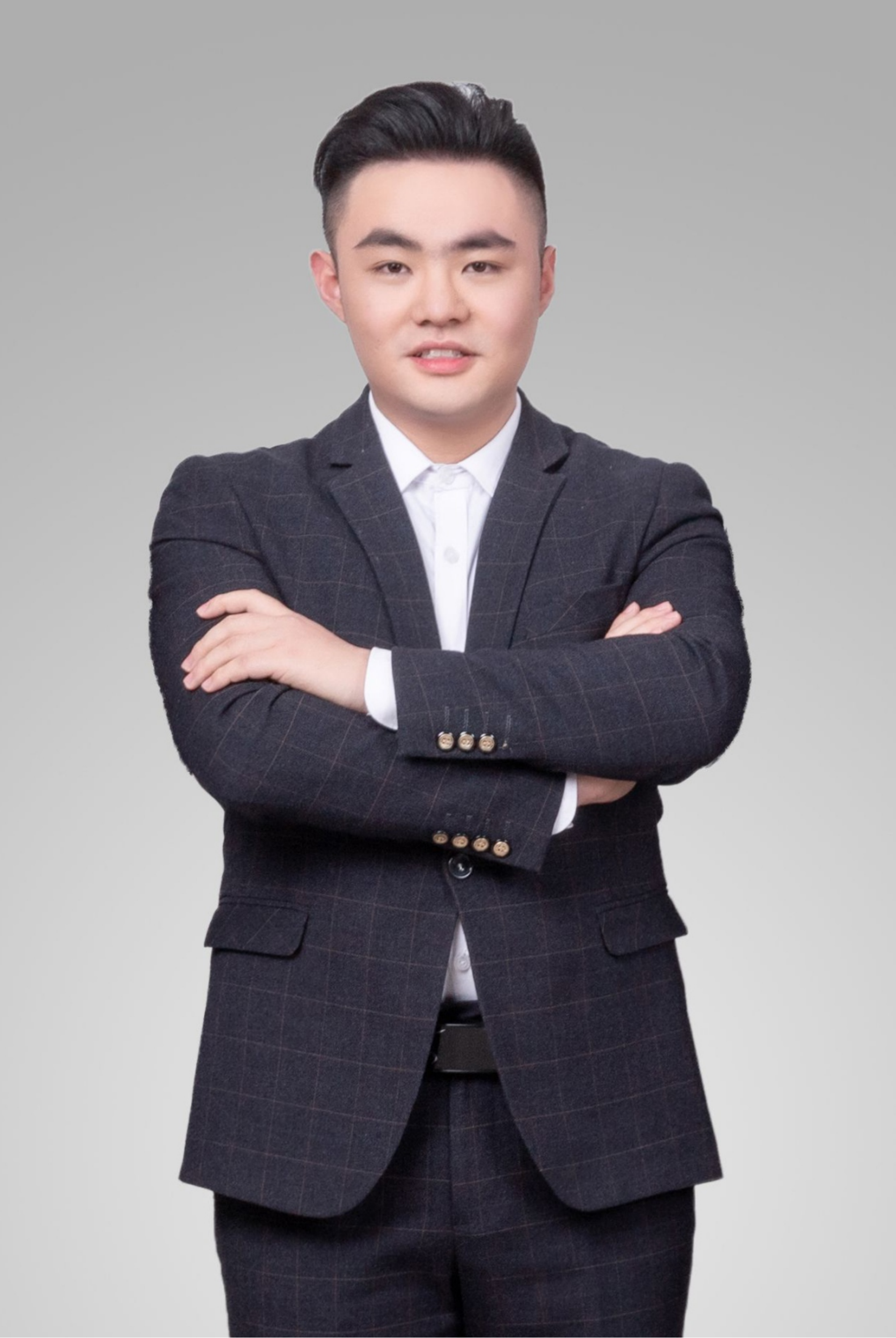 李拼 专家设计师  从业年限9年