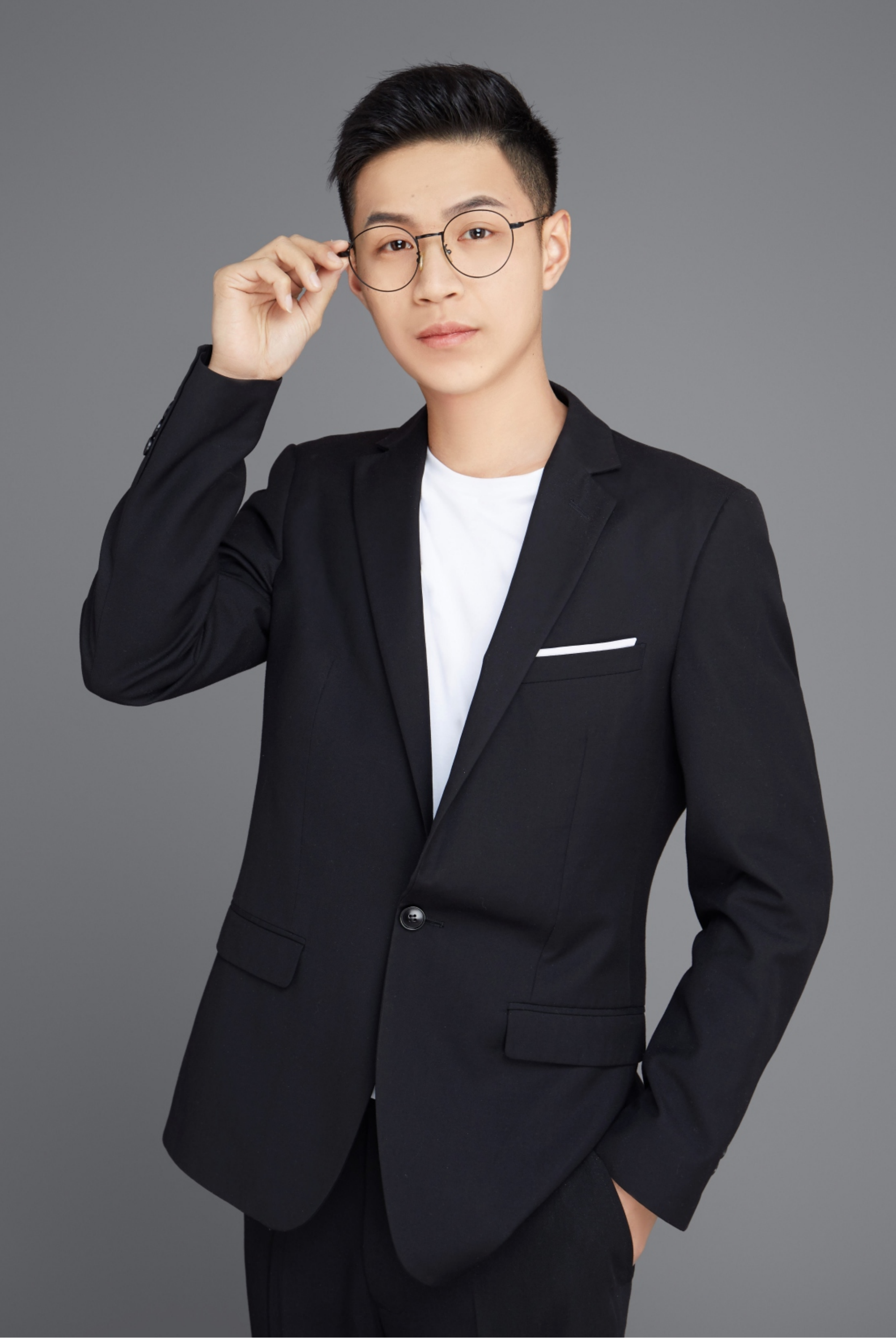 林新文 专家设计师 从业年限10年